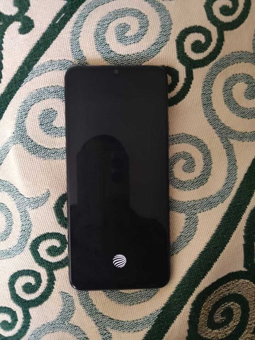 Vivo Y55 смартфон