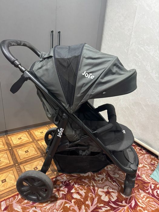 Продам коляску Jole