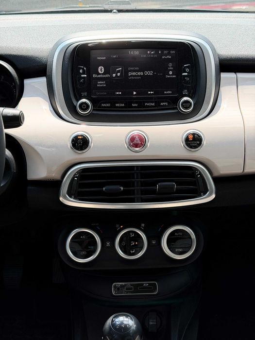 FIAT 500X Lounge 1.6 MultiJet 120 CP – Full Option – Keyless Entry – Jante 18"