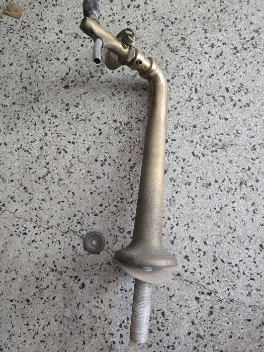 ВИНТИДЖ месингов кран за бира и вино