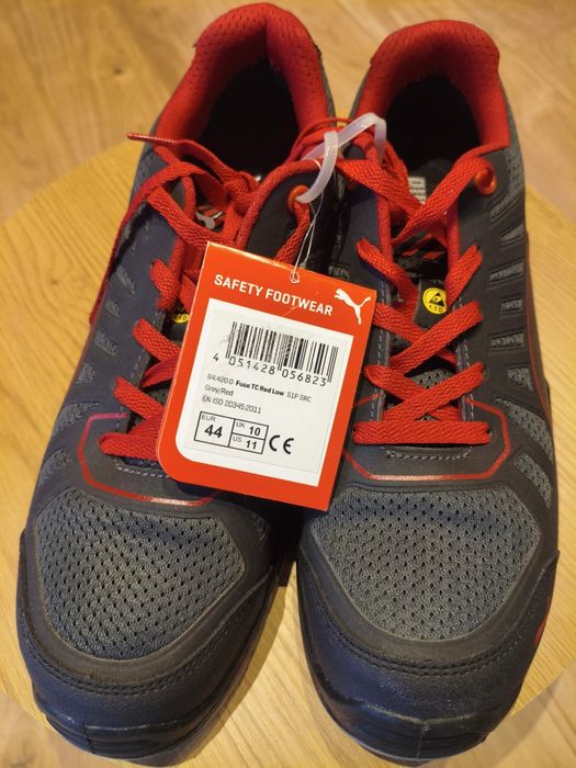 Bocanci de protecție, safety shoes