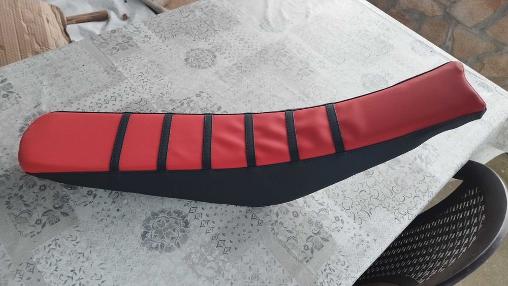 Седалка за хонда црф 2010/12