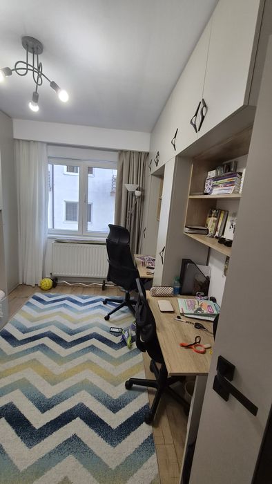 Apartament decomandat 3camere