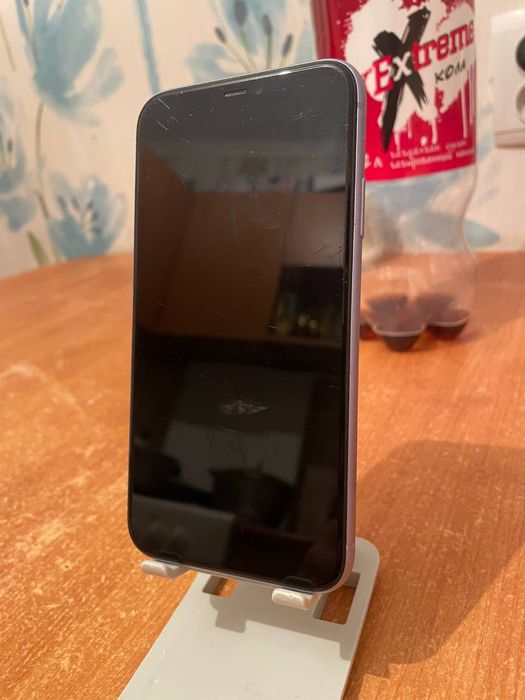Смартфон Iphone 11