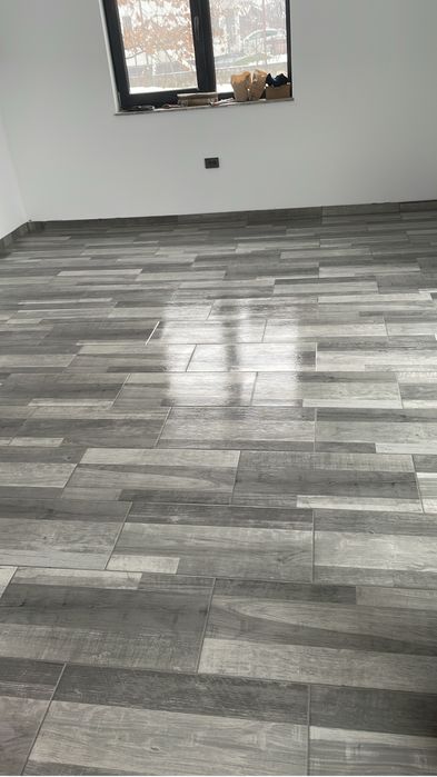 Realizez tencuieli interioare , finisaje, gresie, faianță.