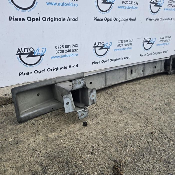 Armatura bara fata Opel Vivaro