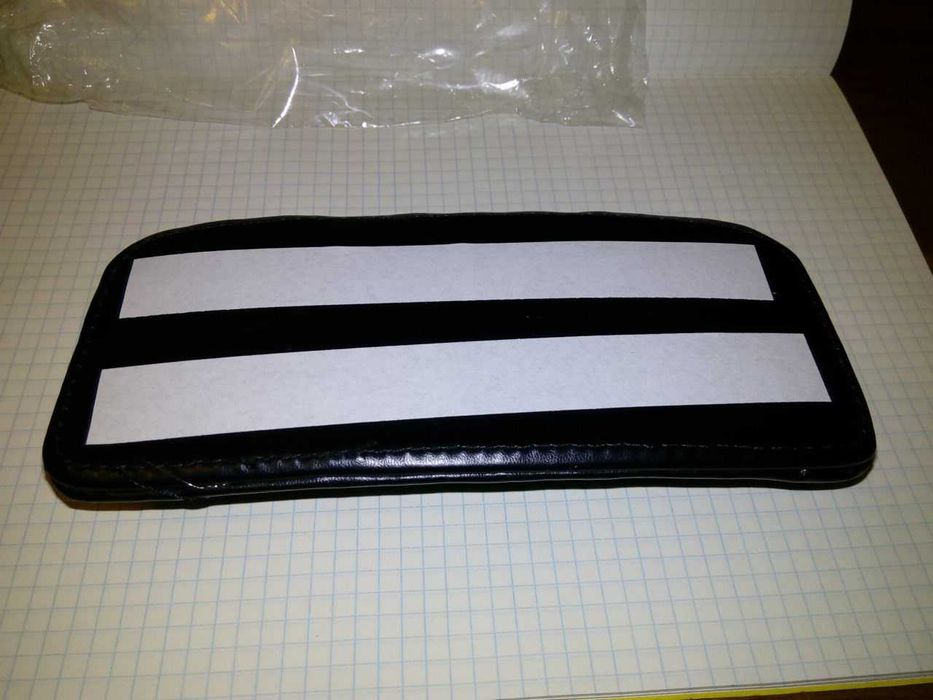 Подушка на подлокотник для автомобиля