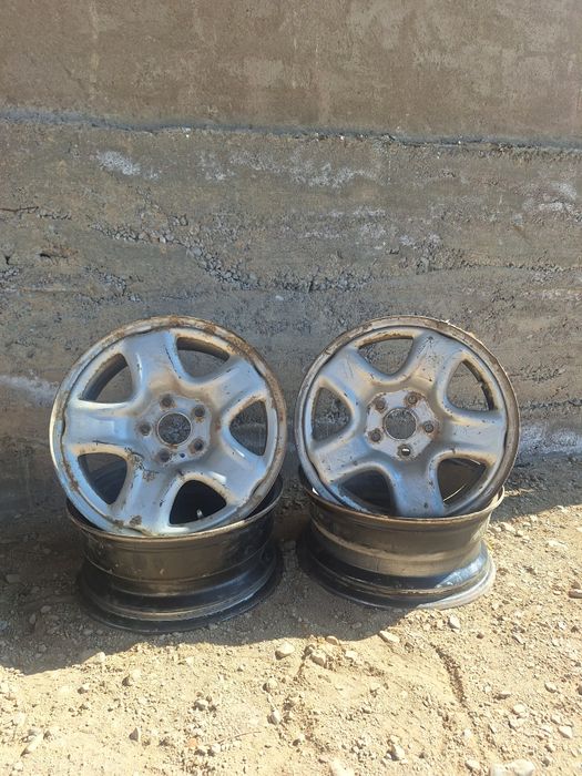 Железные диски R16 Алфард