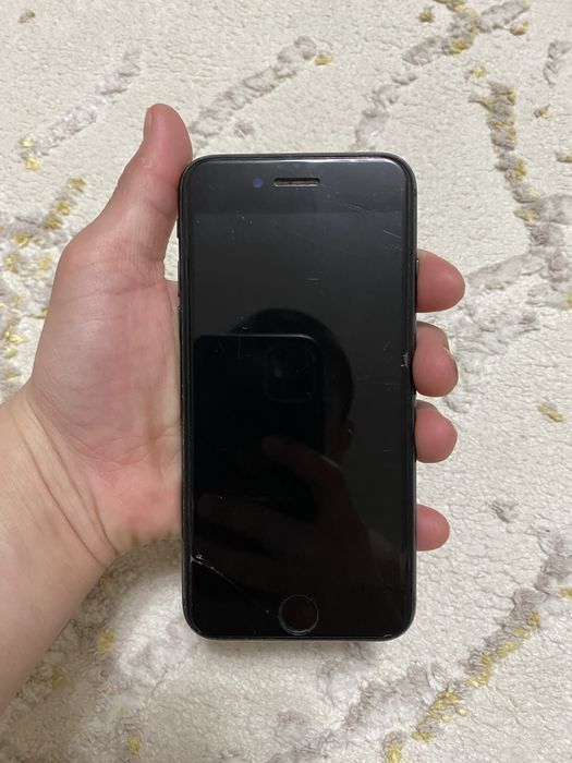 Продам айфон 7!!!