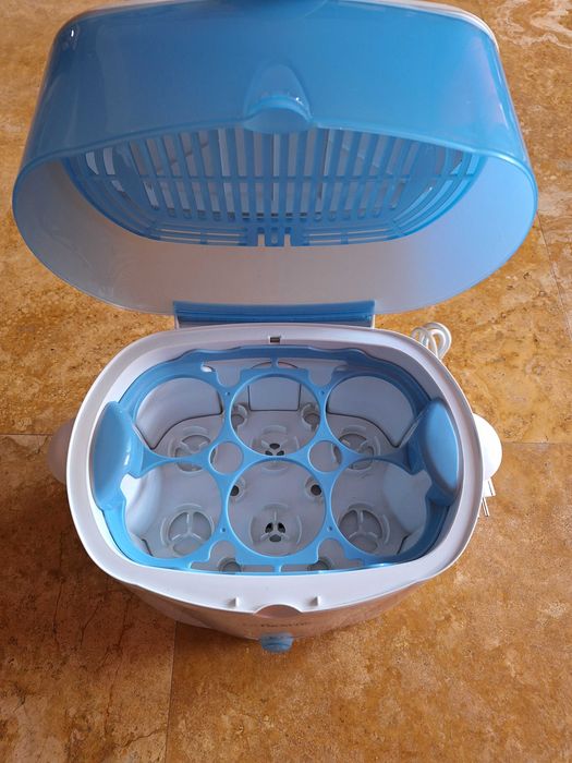 Vând sterilizator electric cu aburi Dr Browns