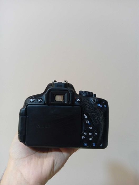 Canon EOS 650D 18-55mm