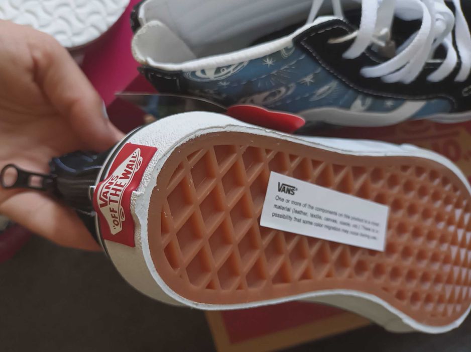 Vans чисто нови 30.5-номер