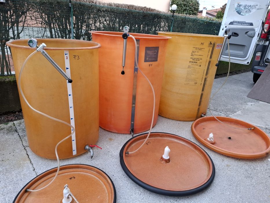 Butoi fibra de sticla pentru vin