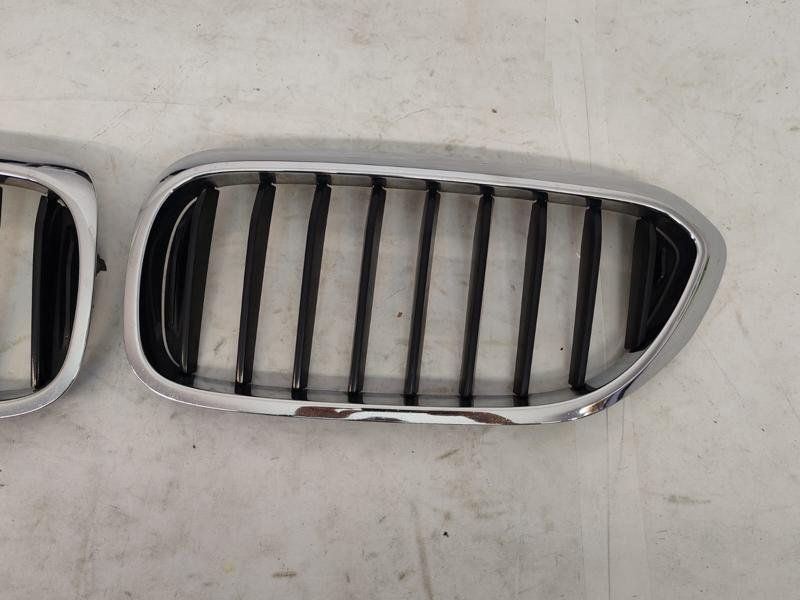 Grile radiator nari stg dr BMW Seria 5 G30 G31 dupa 2017