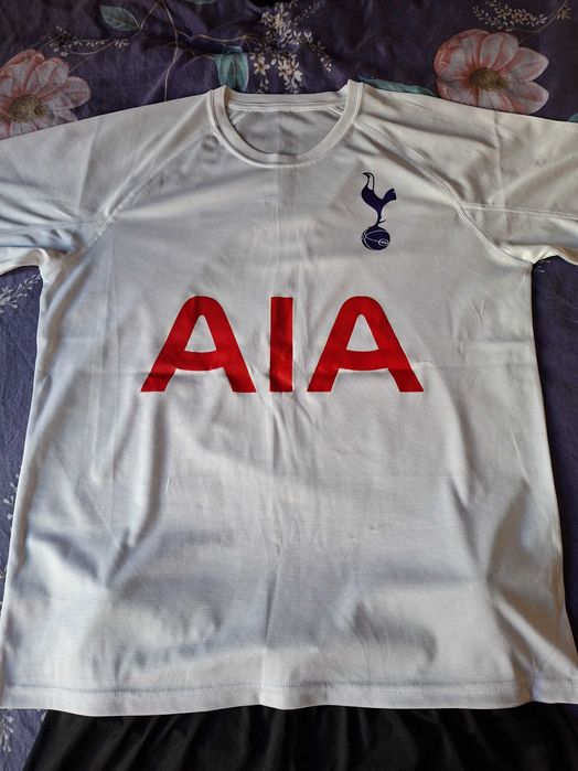 Мъжко екипче!Гащета Пума и фланелка на Тотнъм!