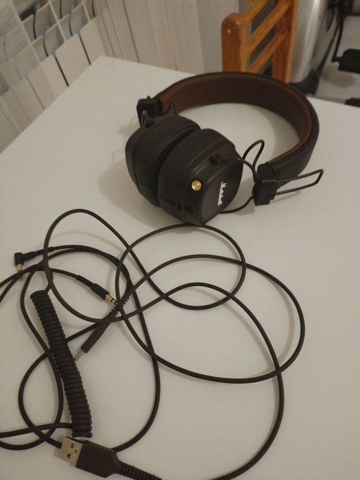 Наушники Marshall