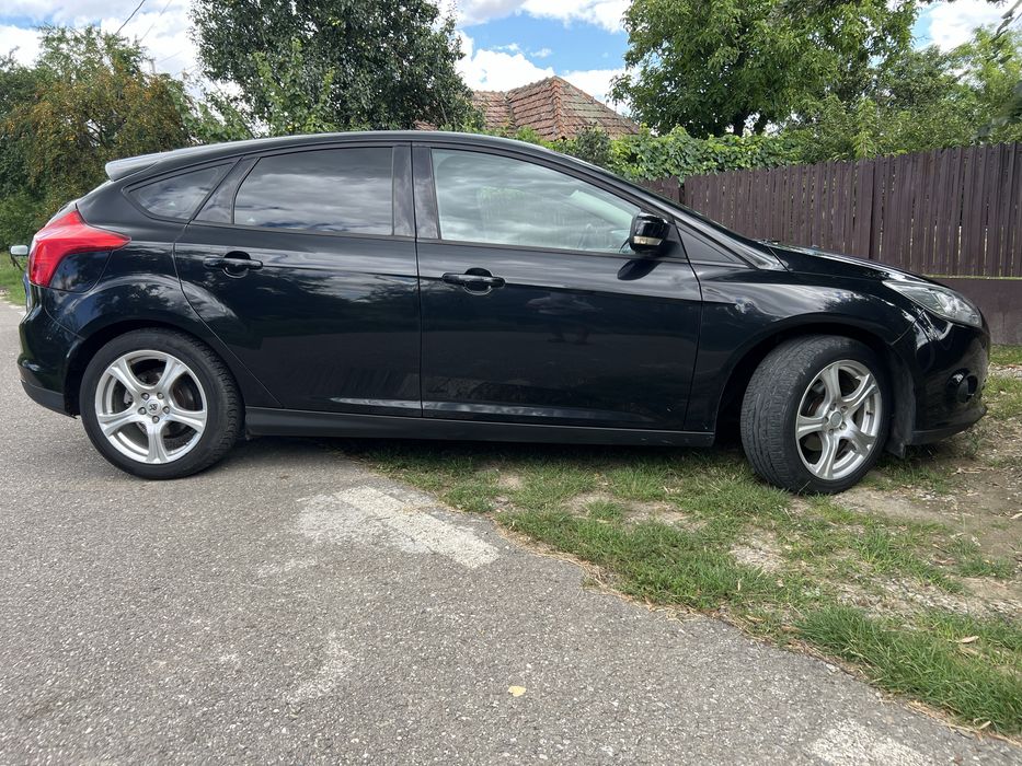 Vand Ford focus carte service