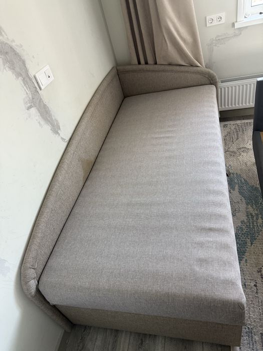 Продам односпальную кровать