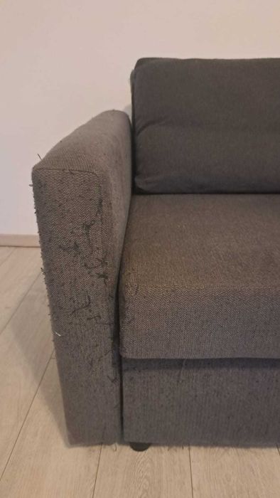 Canapea extensibila 3 locuri, cu lada de depozitare, utilizata, stare buna