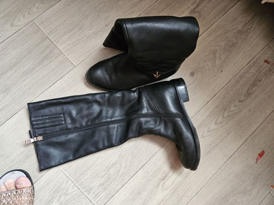 Продам зимние сапоги