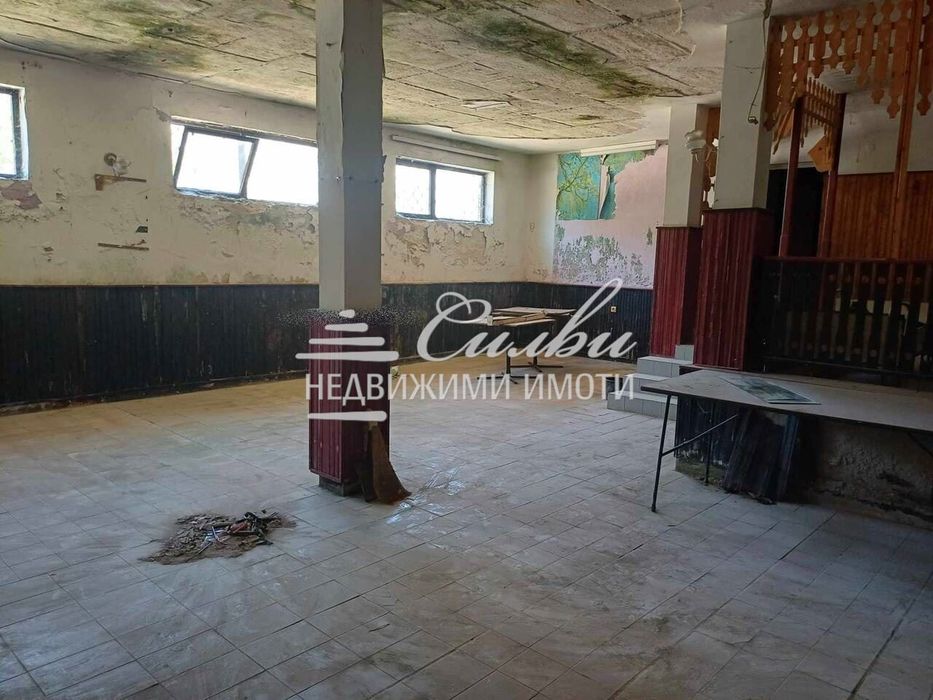 ТУХЛЕНА самостоятелна къща с ДВОР - кв. Дивдядово