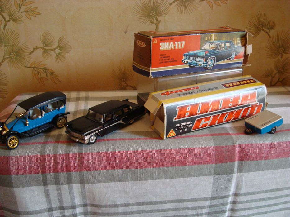 Модели Авто СССР. м-б (1 : 43) Одним ЛОТОМ . Есть обмен.