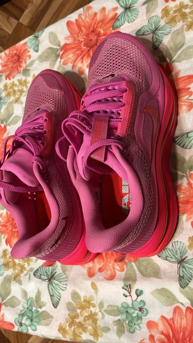 Nike pegasus premium розови