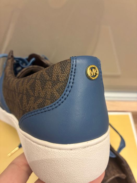 Michael Kors кецове със син елемент