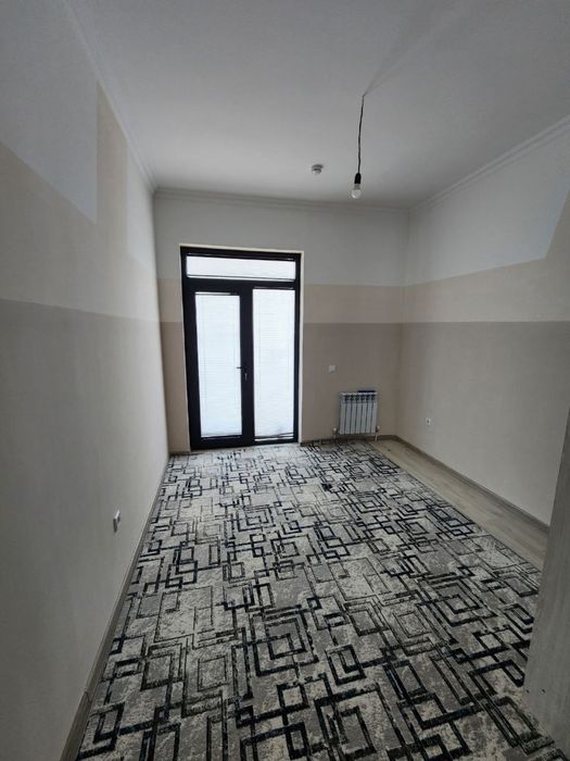 Kvartira sheriklikka 1 ta xonasi beriladi bez makler