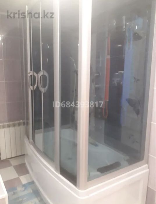 Продается 4 - комнатная квартира