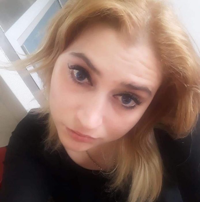 Fac curățenie la domiciliu