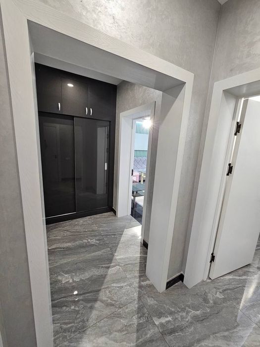 S1 da joylashga o’zimning ofisim arendaga beriladi. Tayyor ofis.