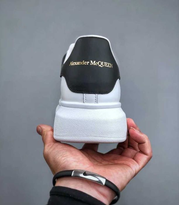 Alexander McQueen Verificare
