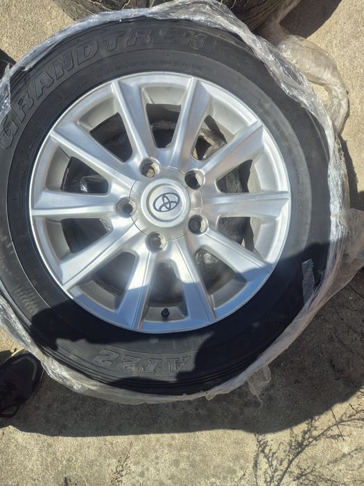 Продаётся комплек диски с летней резиной