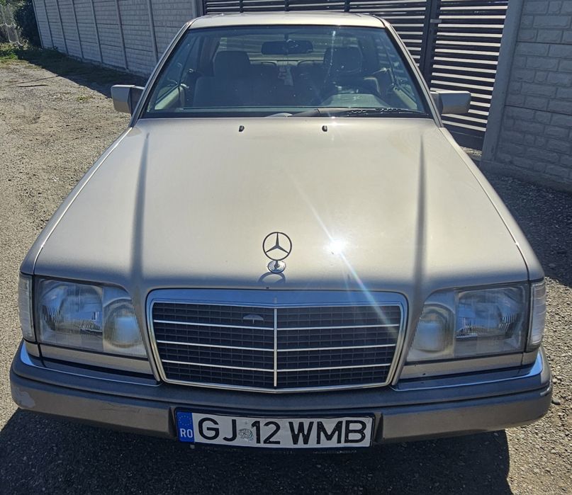 MERCEDES-BENZ E-Class 1993 — imagine 2