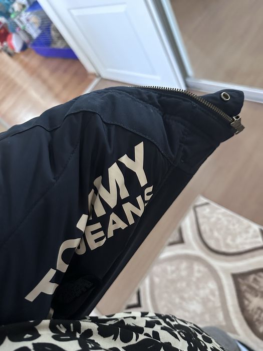 Оригинално яке Tommy Hilfiger Хс/с размер