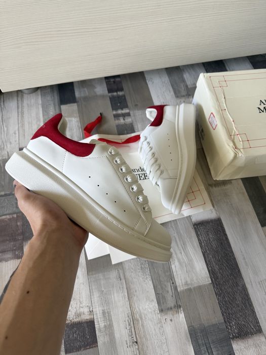Alexander Mcqueen