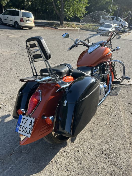Hinda VTX 1800 R