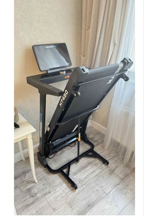 Продам беговую дорожку.