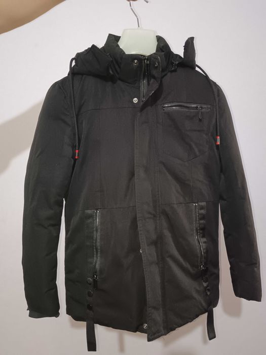 Ichi mex kurtka. Yangi 1-2marta kiyilgan!!! Razmeri 40.