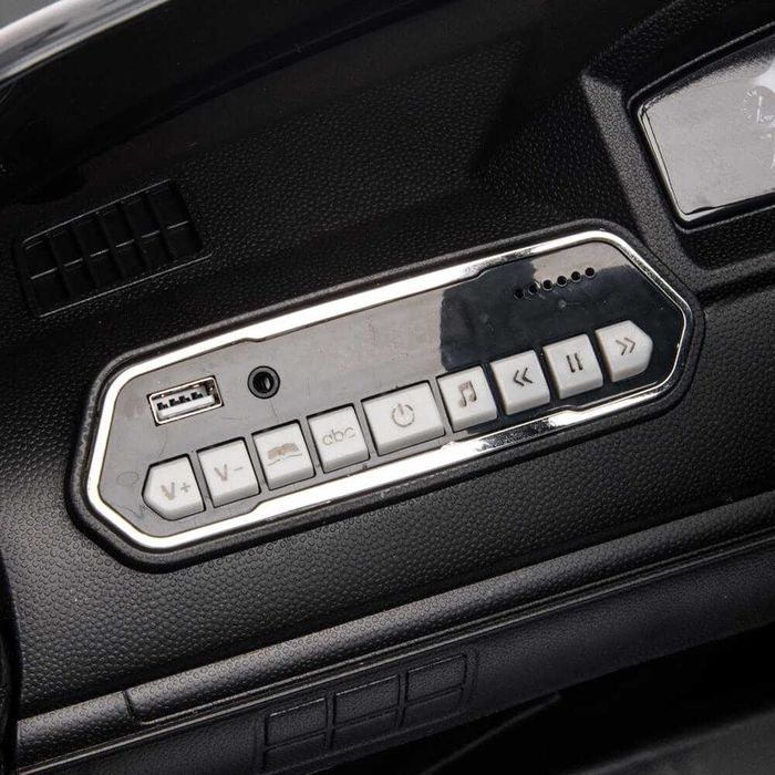 Masinuta electrica pentru copii de politie Toyota Land Cruiser, Numar auto personalizat CADOU