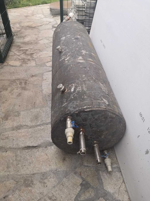 Неръждаем буфер със серпентина, 290 лт термопомпа или пелетна горелка