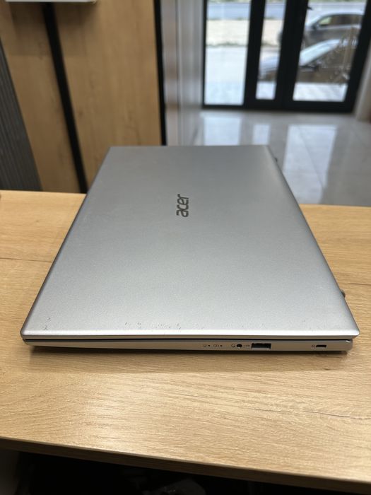 Acer Aspire 3 - Intel Core 15- 1135G7 /16Gb/SSD 512gb/Iris XE Graphics