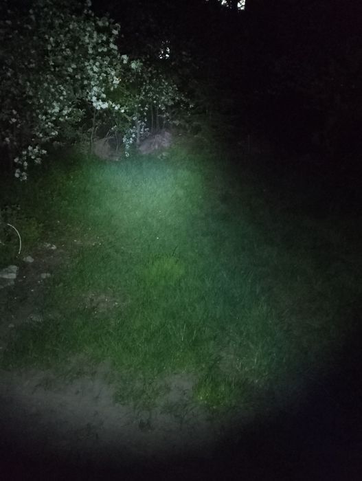 Lanterna led cu acumulator slim