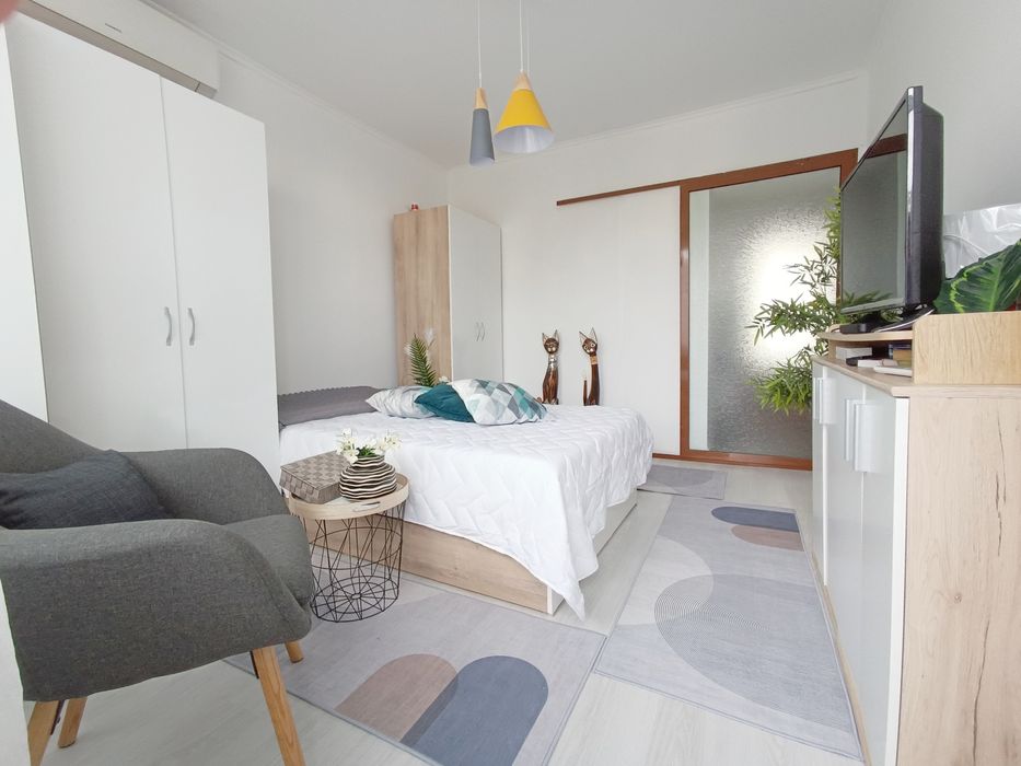 Продава се Тристаен апартамент в Варна, Базар Левски - 82 кв.м за 3281 €/кв.м - Снимка #8