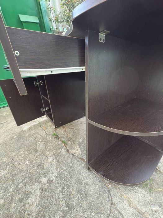 Письменный стол(yozma jadval)