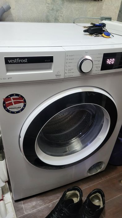 Продам стиральную машину и холодильник