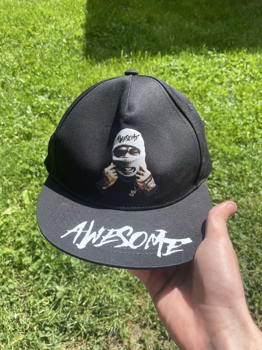 Șapcă cu cozoc drept “Awesome”