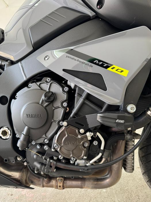 Yamaha MT10 Touring Edition