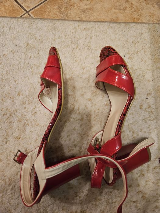 Сандали от изкуствена кожа